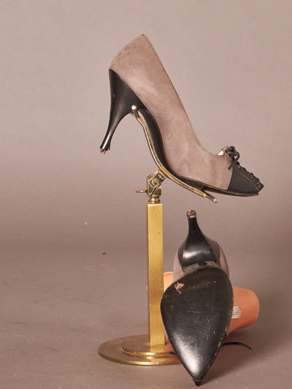 1950s Pin Up Stiletto Pumps Leather Lace Up Front Heels